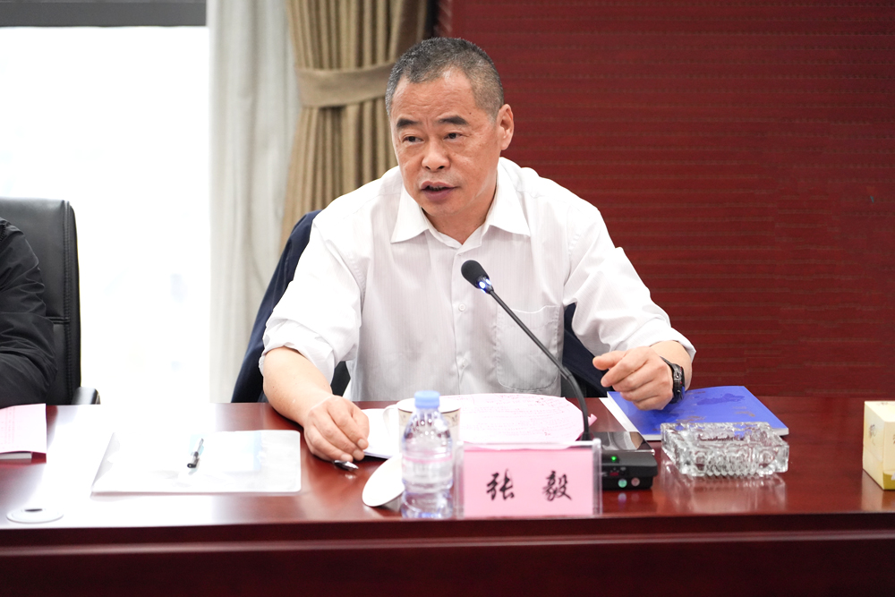 張毅會長(修).jpg